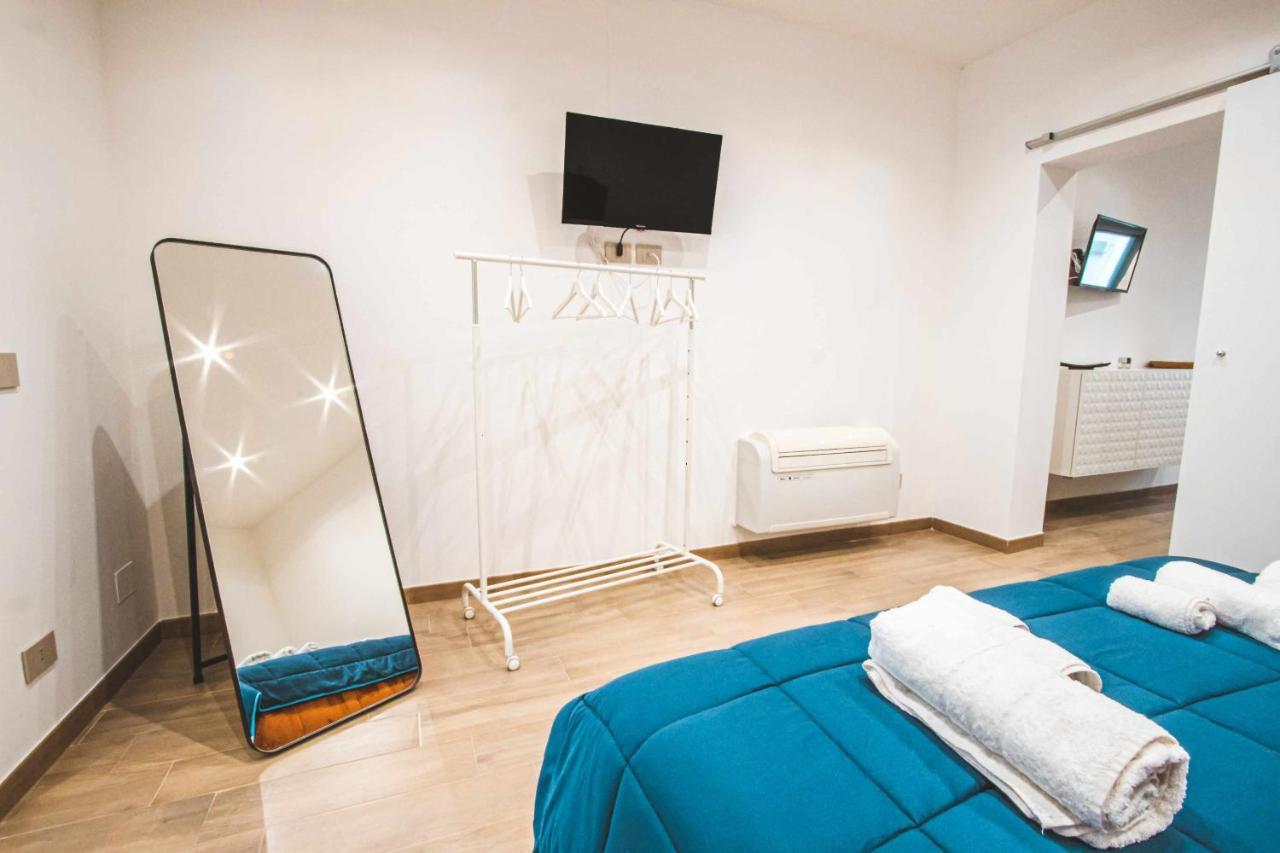 Katt Sea Apartment Bari Buitenkant foto