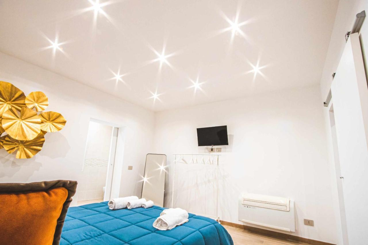 Katt Sea Apartment Bari Buitenkant foto